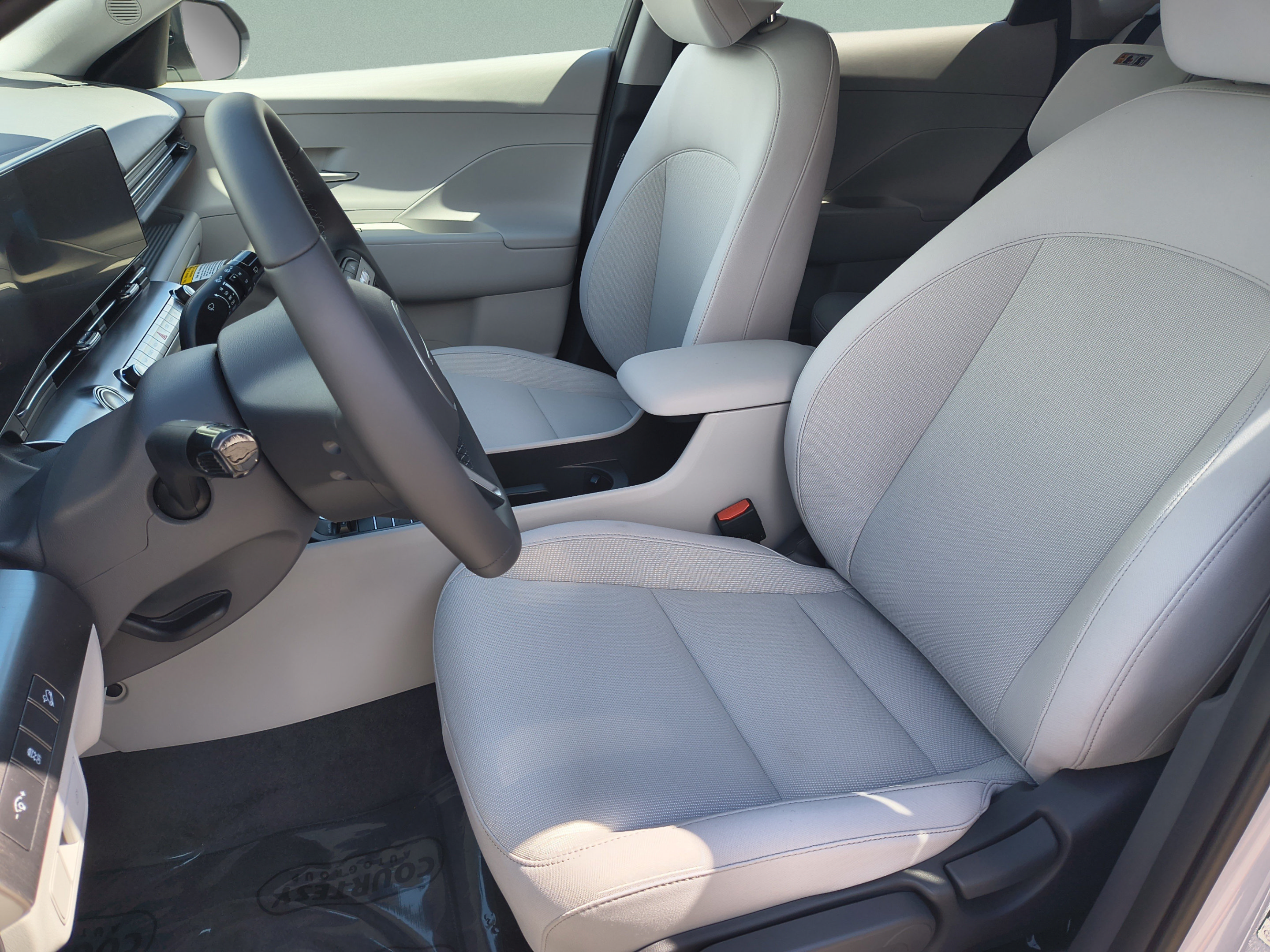 New 2027 Hyundai Kona SEL Sport FWD image 18