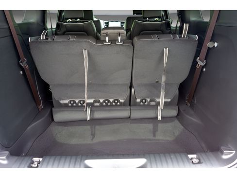 New 2026 Chrysler Pacifica Limited FWD image 32