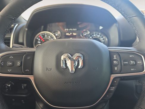 Used 2025 RAM 1500 Big Horn RWD image 11