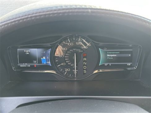 Used 2015 Lincoln MKX AWD w/ Equipment Group 102A image 20