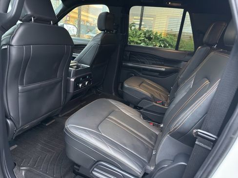Used 2023 Ford Expedition Max Platinum image 17