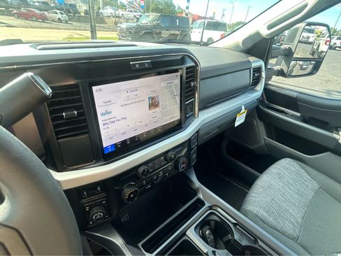 New 2026 Ford F250 XLT w/ XLT Premium Package AWD/4WD image 29
