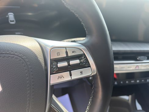 Used 2023 Kia Telluride AWD image 21