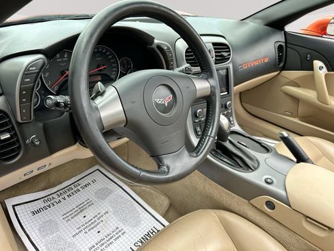 Used 2006 Chevrolet Corvette Coupe w/ Preferred Equipment Group RWD image 13