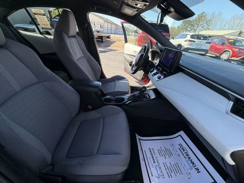 Used 2023 Toyota Corolla SE image 11