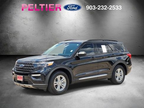 Certified 2023 Ford Explorer XLT w/ Equipment Group 202A RWD image 3