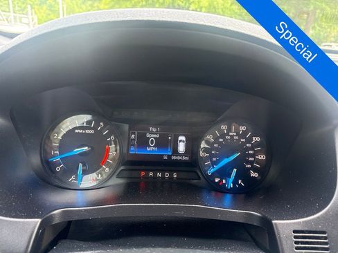 Used 2018 Ford Explorer XLT FWD image 9
