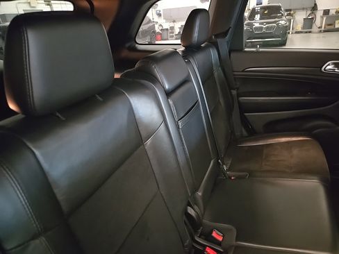 Used 2018 Jeep Grand Cherokee Altitude image 14