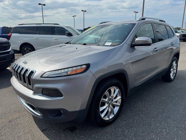 Used 2016 Jeep Cherokee Limited AWD/4WD image 3