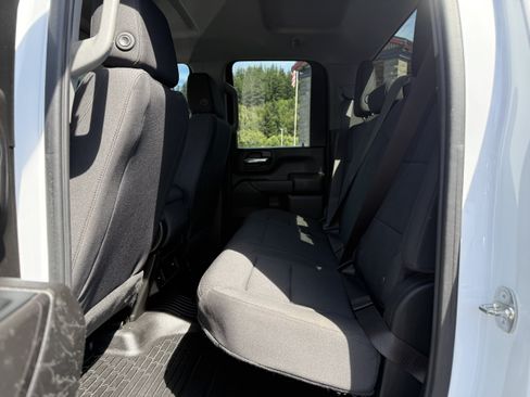 Used 2024 GMC Sierra 2500 Pro w/ Convenience Package AWD/4WD image 18