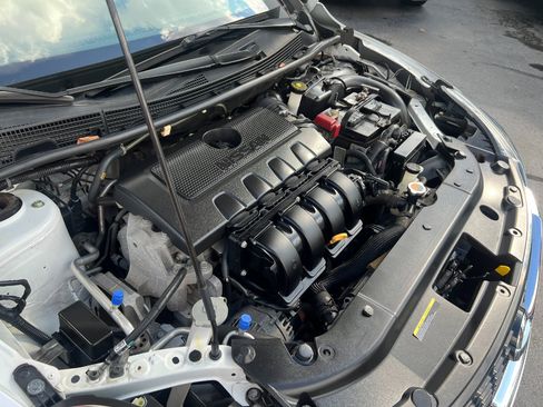 Used 2019 Nissan Sentra SR image 56