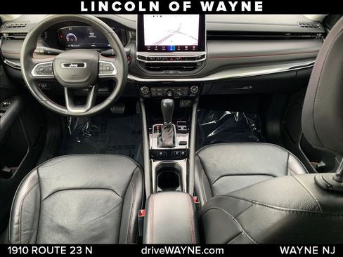 Used 2022 Jeep Compass Trailhawk w/ Trailhawk Elite Group image 22