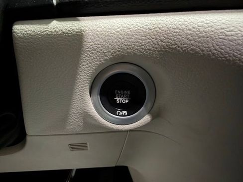 Used 2024 Chrysler Pacifica Touring-L w/ Road Tripper Package image 42