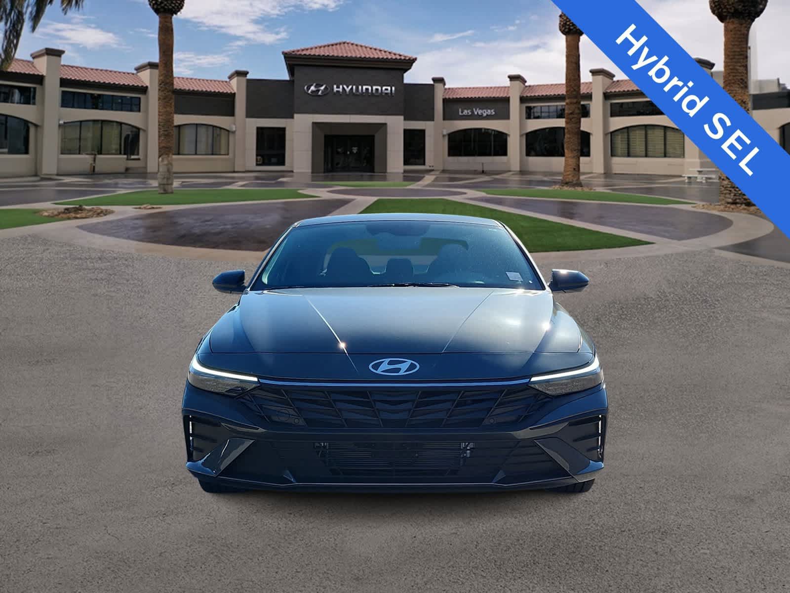 Certified 2025 Hyundai Elantra SEL FWD image 3