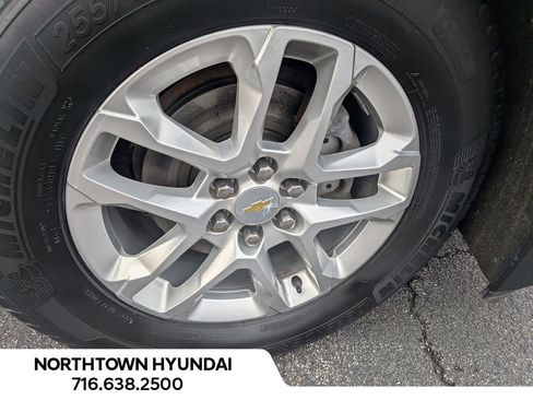 Used 2023 Chevrolet Traverse LS w/ Safety Package image 47