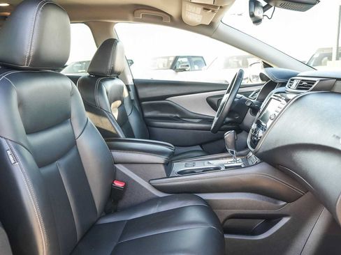 Used 2023 Nissan Murano SV AWD/4WD image 16