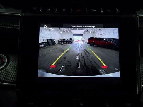 Used 2023 Jeep Grand Cherokee Laredo w/ Luxury Tech Group I AWD/4WD image 33