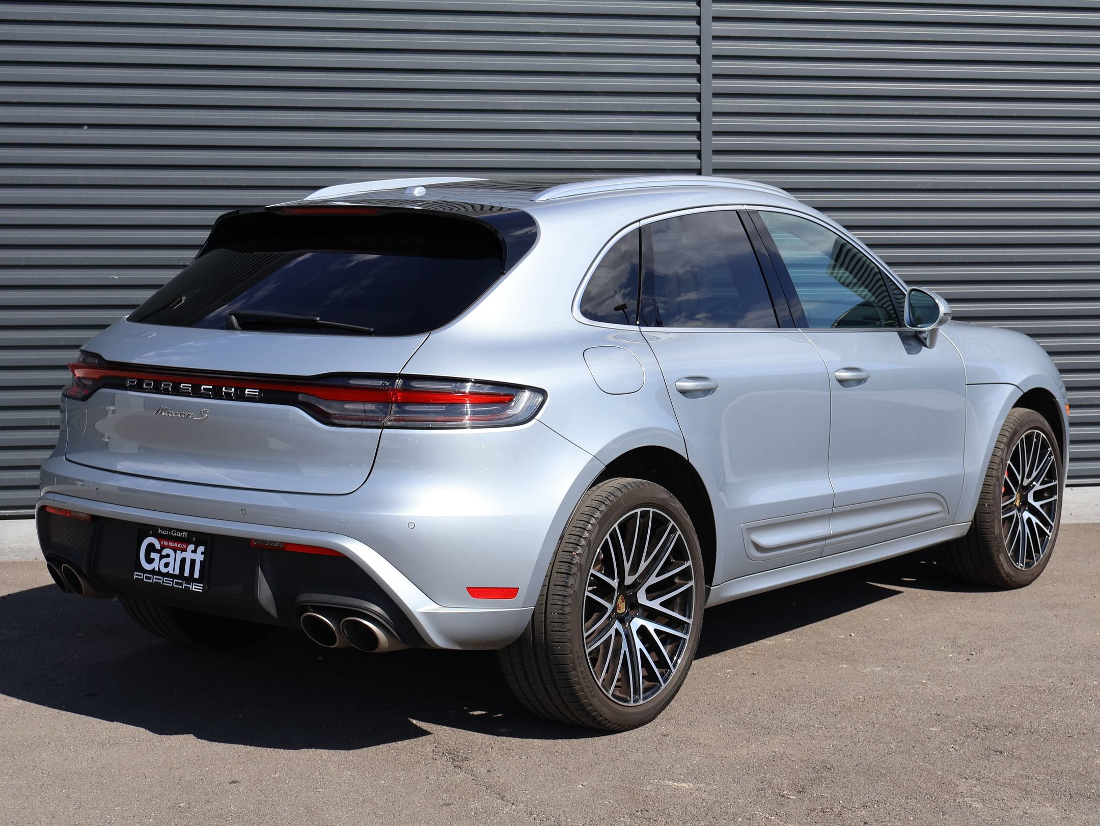 Used 2024 Porsche Macan S AWD/4WD image 9
