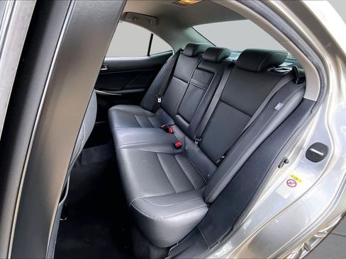 Used 2018 Lexus IS 300 AWD w/ Premium Package image 20
