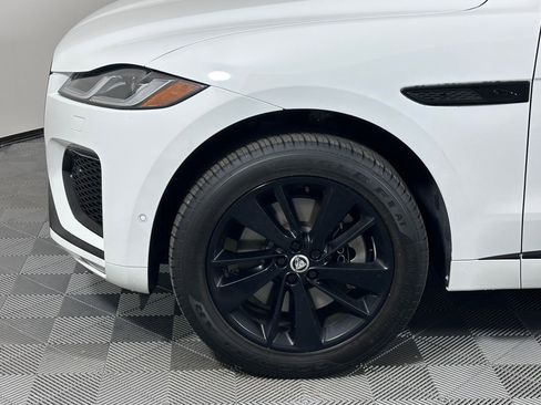 Used 2026 Jaguar F-PACE R-Dynamic S image 10