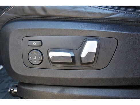 Used 2023 BMW X5 xDrive40i image 25