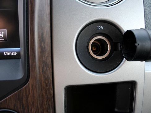 Used 2014 Ford F150 Lariat w/ Equipment Group 501A Mid image 27