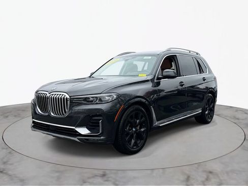 Used 2020 BMW X7 xDrive40i w/ Executive Package AWD/4WD image 2