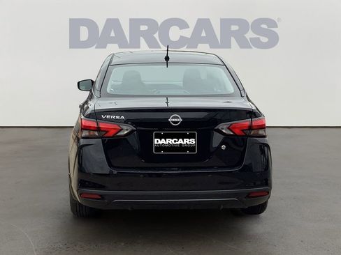 Used 2025 Nissan Versa S w/ Trunk Package image 6