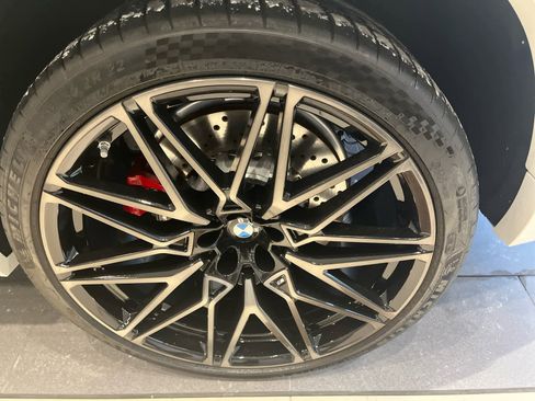 Used 2025 BMW X5 M Competition w/ Executive Package image 29
