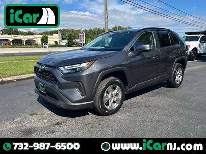Used 2022 Toyota RAV4 XLE w/ Carpet Mat Package (TMS)