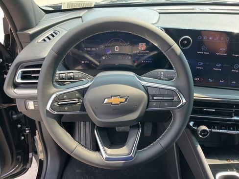 New 2026 Chevrolet Traverse LT w/ Driver Confidence Package image 18