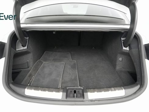 Used 2022 Porsche Taycan 4S image 24