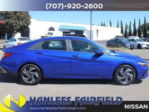 Used 2024 Hyundai Elantra Limited FWD image 6