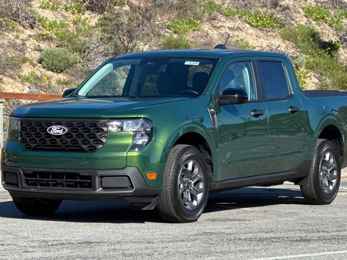 Used 2025 Ford Maverick XLT w/ Equipment Group 301A image 8