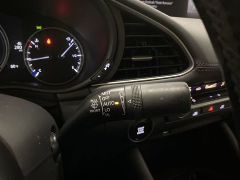 Used 2020 MAZDA MAZDA3 Sedan w/ Select Package image 39