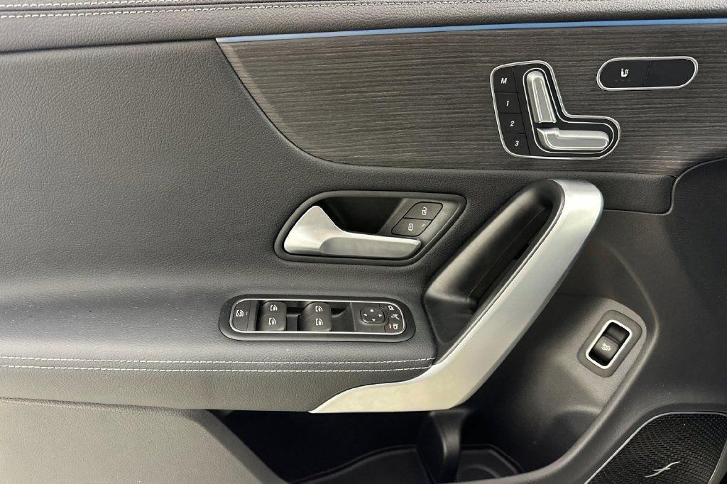 Certified 2023 Mercedes-Benz CLA 250 image 14