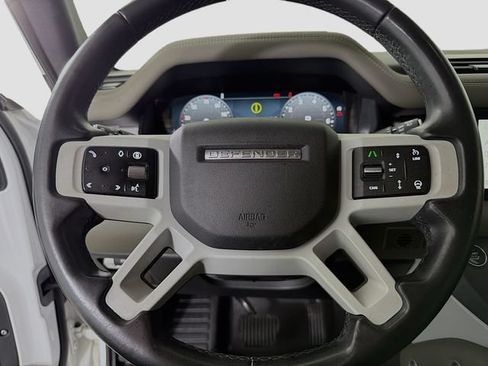 Used 2024 Land Rover Defender 110 S AWD/4WD image 12