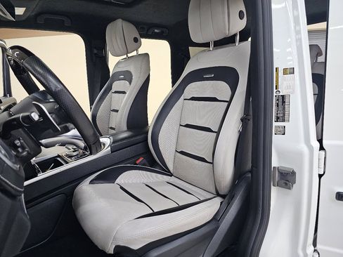 Used 2021 Mercedes-Benz G 63 AMG 4MATIC w/ G Manufaktur Interior Package image 16