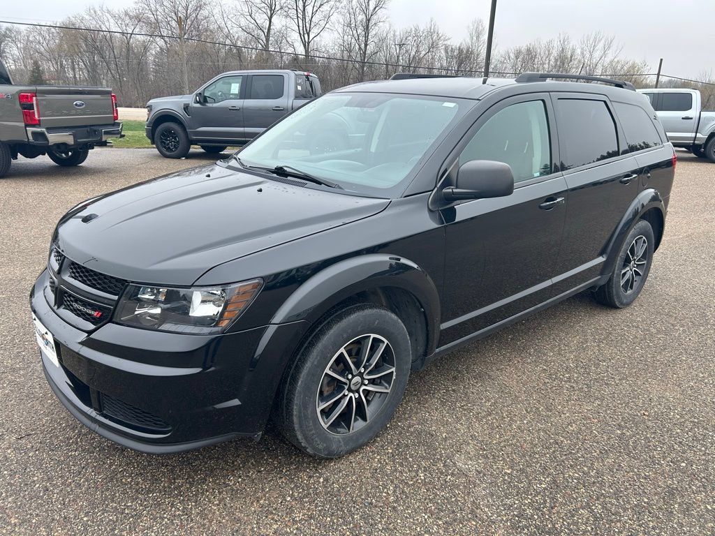 Used 2018 Dodge Journey SE w/ Blacktop Package FWD image 3