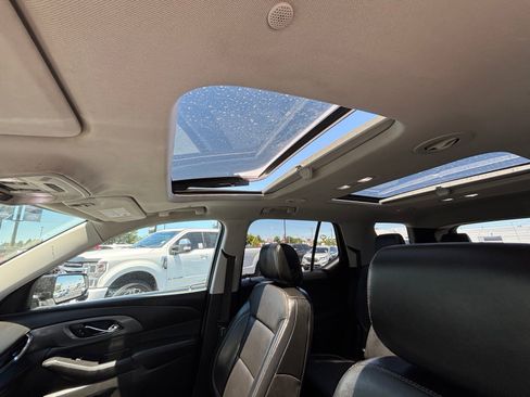 Used 2018 Chevrolet Traverse Premier w/ Redline Edition AWD/4WD image 8