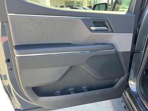 New 2026 GMC Sierra EV Elevation image 24