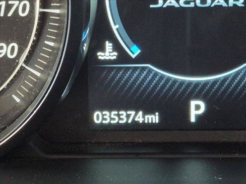 Used 2020 Jaguar F-TYPE Coupe RWD image 12