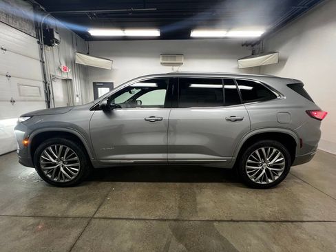 New 2026 Buick Enclave Avenir w/ Super Cruise Package AWD/4WD image 6