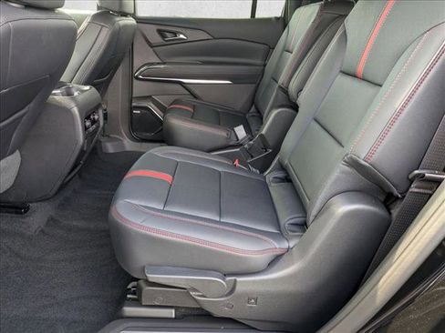 New 2026 Chevrolet Traverse RS image 15