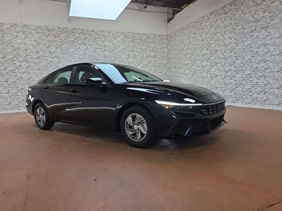 New 2026 Hyundai Elantra SE