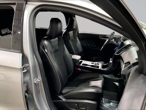 Used 2023 Ford Edge ST AWD/4WD image 7