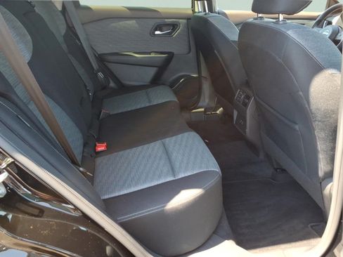 Certified 2023 Nissan Rogue SV AWD/4WD image 24