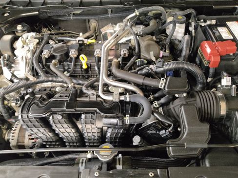Used 2022 Nissan Altima 2.5 SR w/ Midnight Edition Package FWD image 30