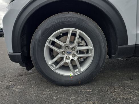 New 2026 Ford Explorer Active w/ Active Comfort Package RWD image 27