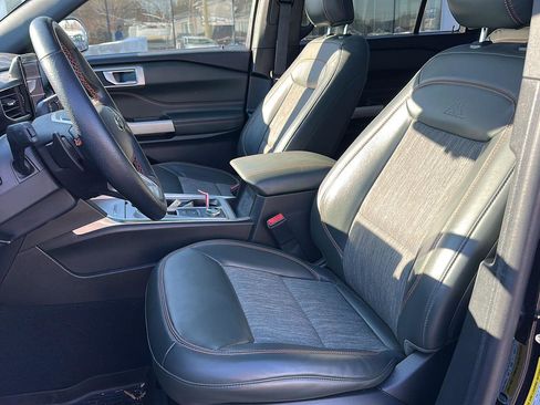 Used 2023 Ford Explorer Timberline image 11